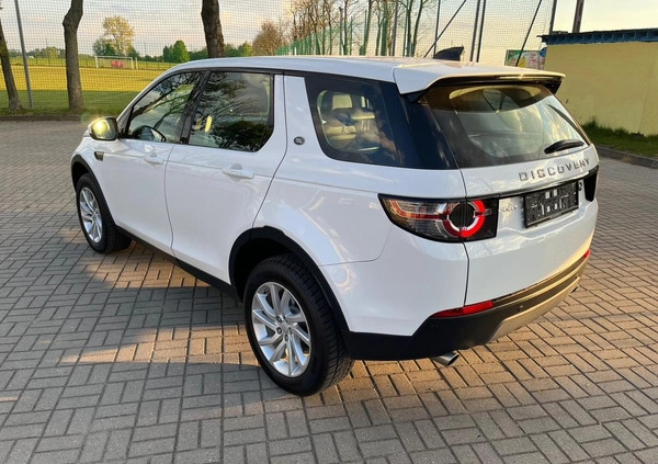Land Rover Discovery Sport cena 81900 przebieg: 119000, rok produkcji 2017 z Pińczów małe 137